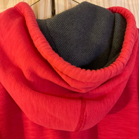 ❌NEW LISTING❌ AE HOODED JACKET - Picture 5 of 7